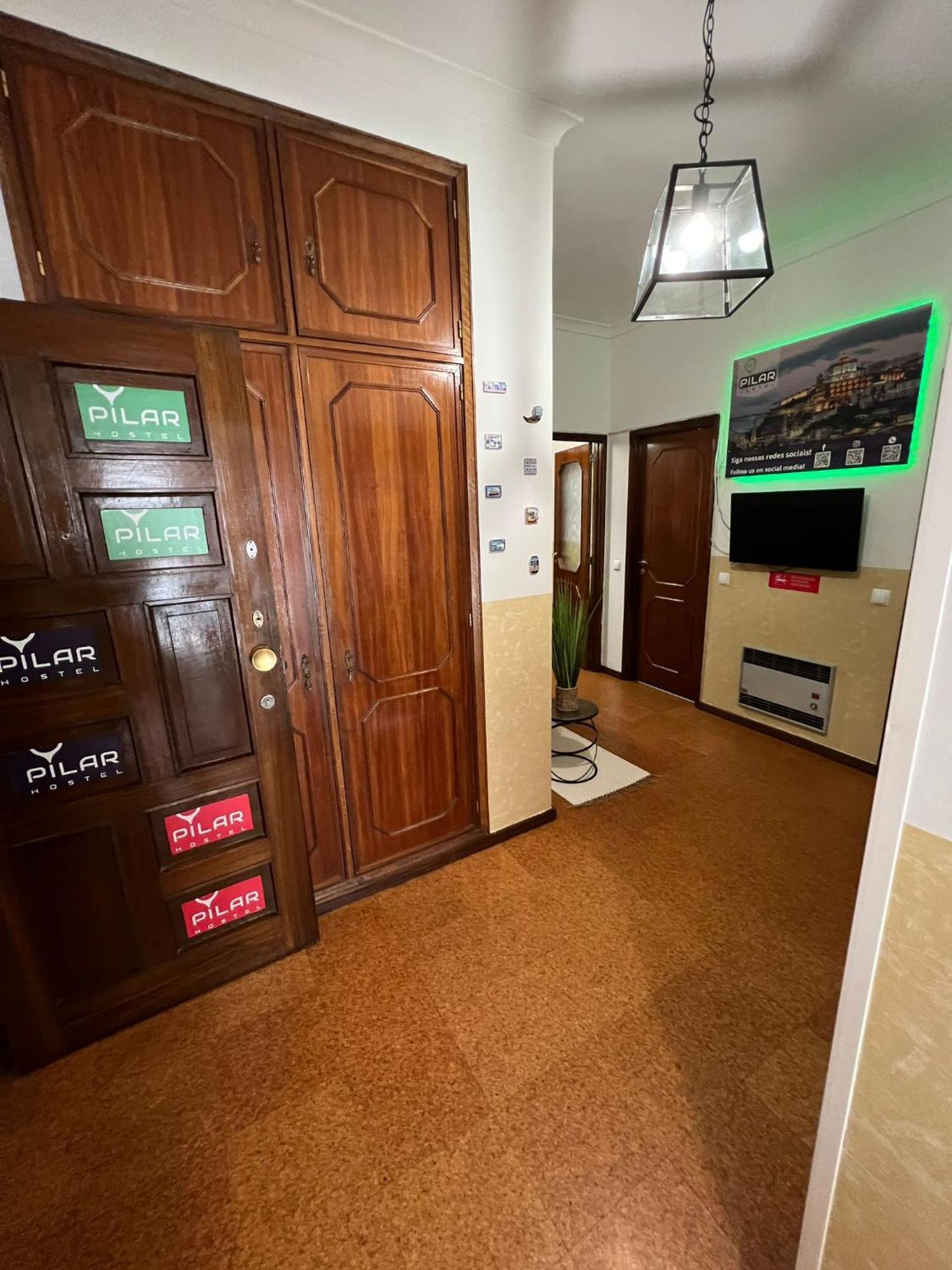 Pilar Hostel - Rua De Santa Catarina - Porto Dış mekan fotoğraf