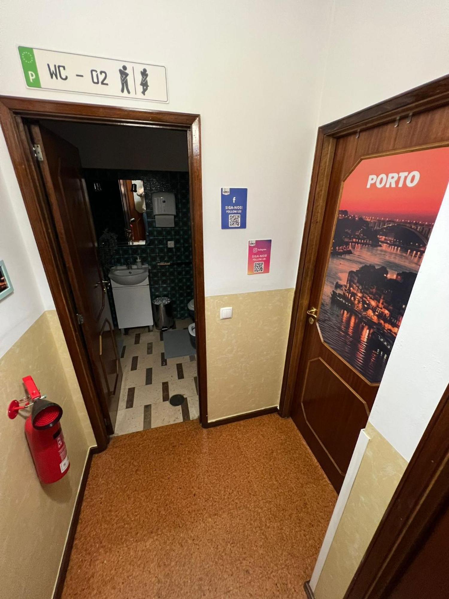 Pilar Hostel - Rua De Santa Catarina - Porto Dış mekan fotoğraf