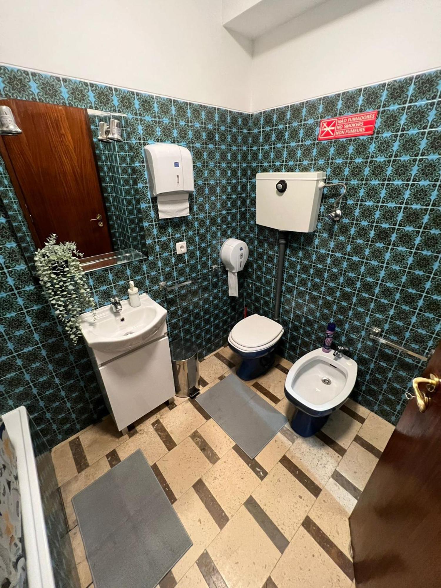 Pilar Hostel - Rua De Santa Catarina - Porto Dış mekan fotoğraf