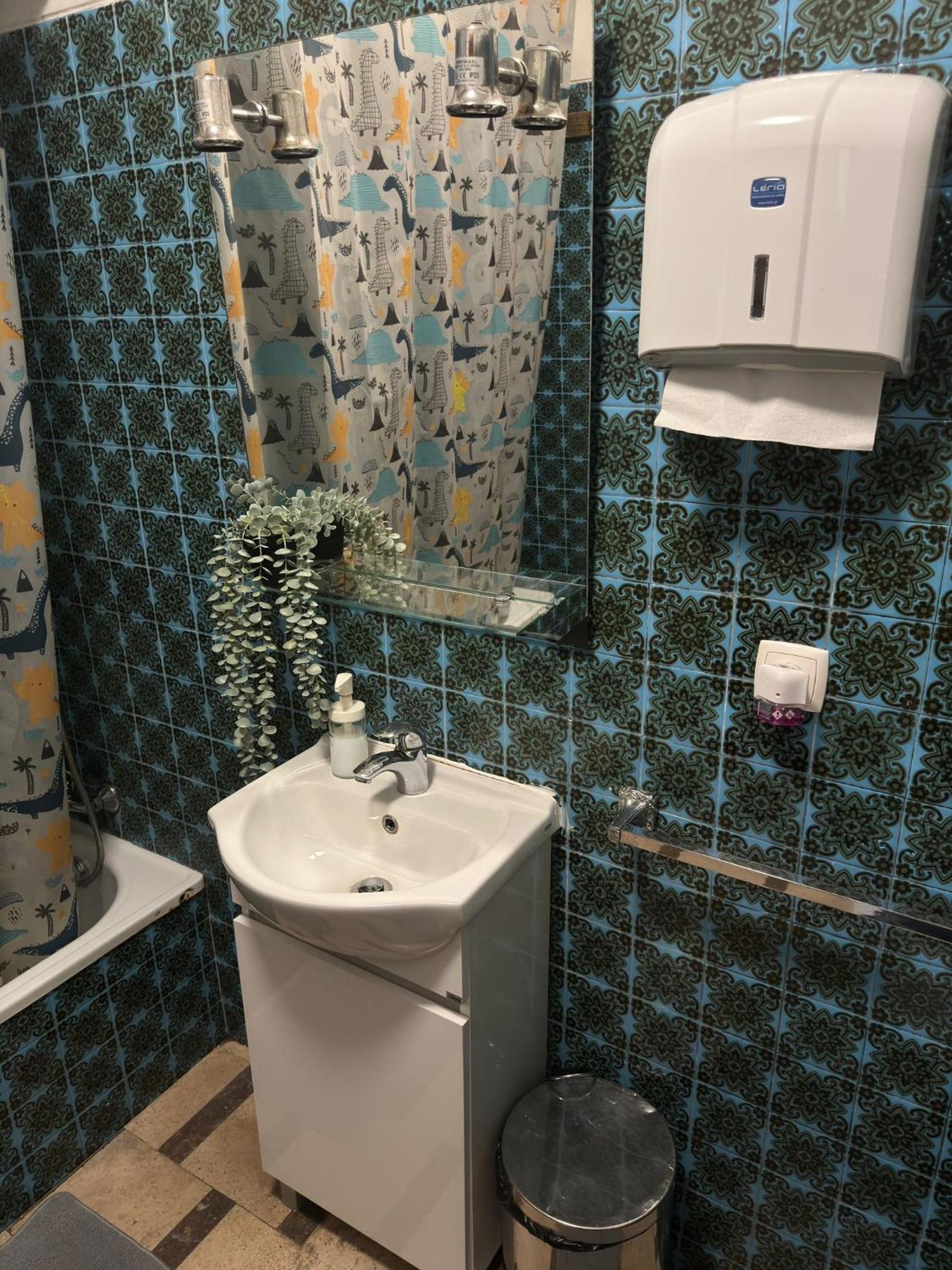 Pilar Hostel - Rua De Santa Catarina - Porto Dış mekan fotoğraf